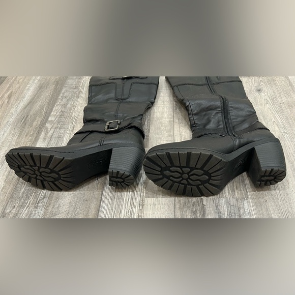 BOC Boots - Picture 10 of 11